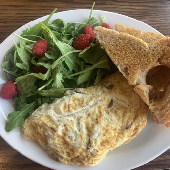 Hazel's Diner - Daily Omlette with Avocado and feta with arugula salad - Diners Near Me - Toronto, Ontario