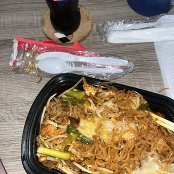Thai Twist Noodle House - Pad Thai - Thai Near Me - Raleigh, North Carolina