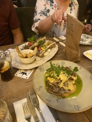 Mémé Gusta by null