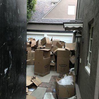 Junk It - Before - Large residential move in. The moving company left all the boxes in the driveway. - Junk Removal & Hauling Near Me - Los Angeles, California Junk It - Before - Large residential move in. The moving company left all the boxes in the driveway. - Junk Removal & Hauling Near Me - Los Angeles, California