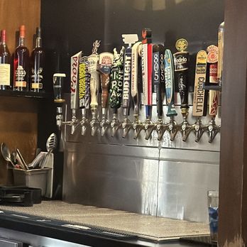 Stuft Pizza Bar & Grill - The beer in tap at Palm Desert Stuft Ouzza - Bars Near Me - Palm Desert, California Stuft Pizza Bar & Grill - The beer in tap at Palm Desert Stuft Ouzza - Bars Near Me - Palm Desert, California