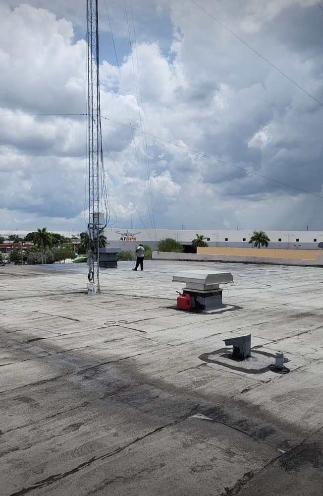 Slide of RCI Roofing