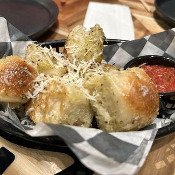 AJ's Pizza Joint - AJ's Garlic Nots - Pizza Near Me - Winter Garden, Florida AJ's Pizza Joint - AJ's Garlic Nots - Pizza Near Me - Winter Garden, Florida