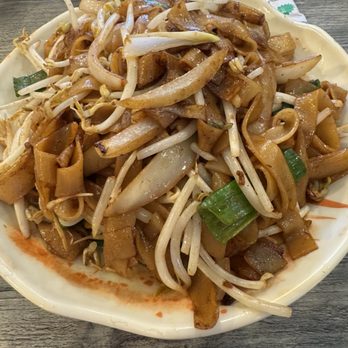 Tasty Choice - Soy sauce chow fun - Chinese Near Me - San Gabriel, California