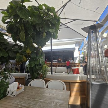 Bar Fuoco - Seating - Argentine Near Me - Chagrin Falls, Ohio
