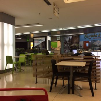 Dolce Vita Monumental - Shopping Centers Near Me - Lisbon, 11