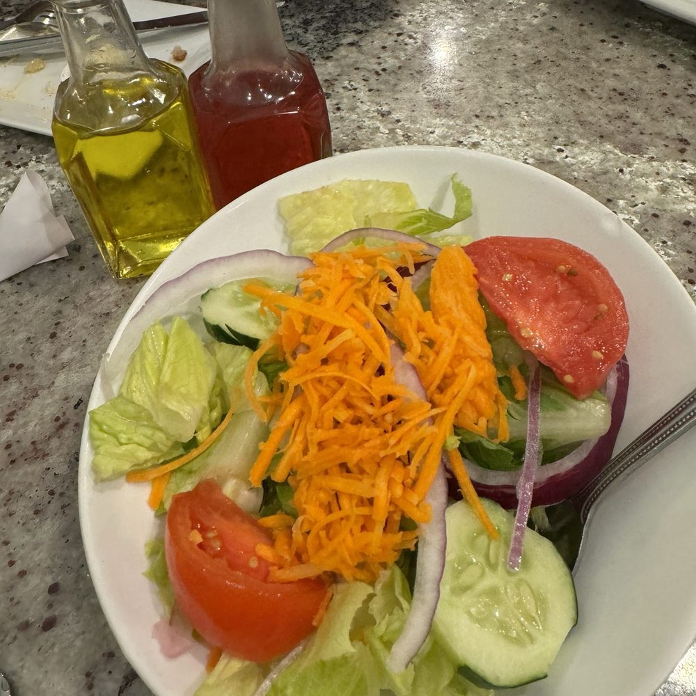 Pirate's Cove Restaurant - Garden salad - Seafood Near Me - Chesapeake, Virginia Pirate's Cove Restaurant - Garden salad - Seafood Near Me - Chesapeake, Virginia