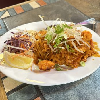 Chao Thai Cuisine - Pad Thai - Thai Near Me - Oakland, California