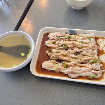Mr. Champion - Pork Rice Noodle Roll - Cantonese Near Me - Arcadia, California