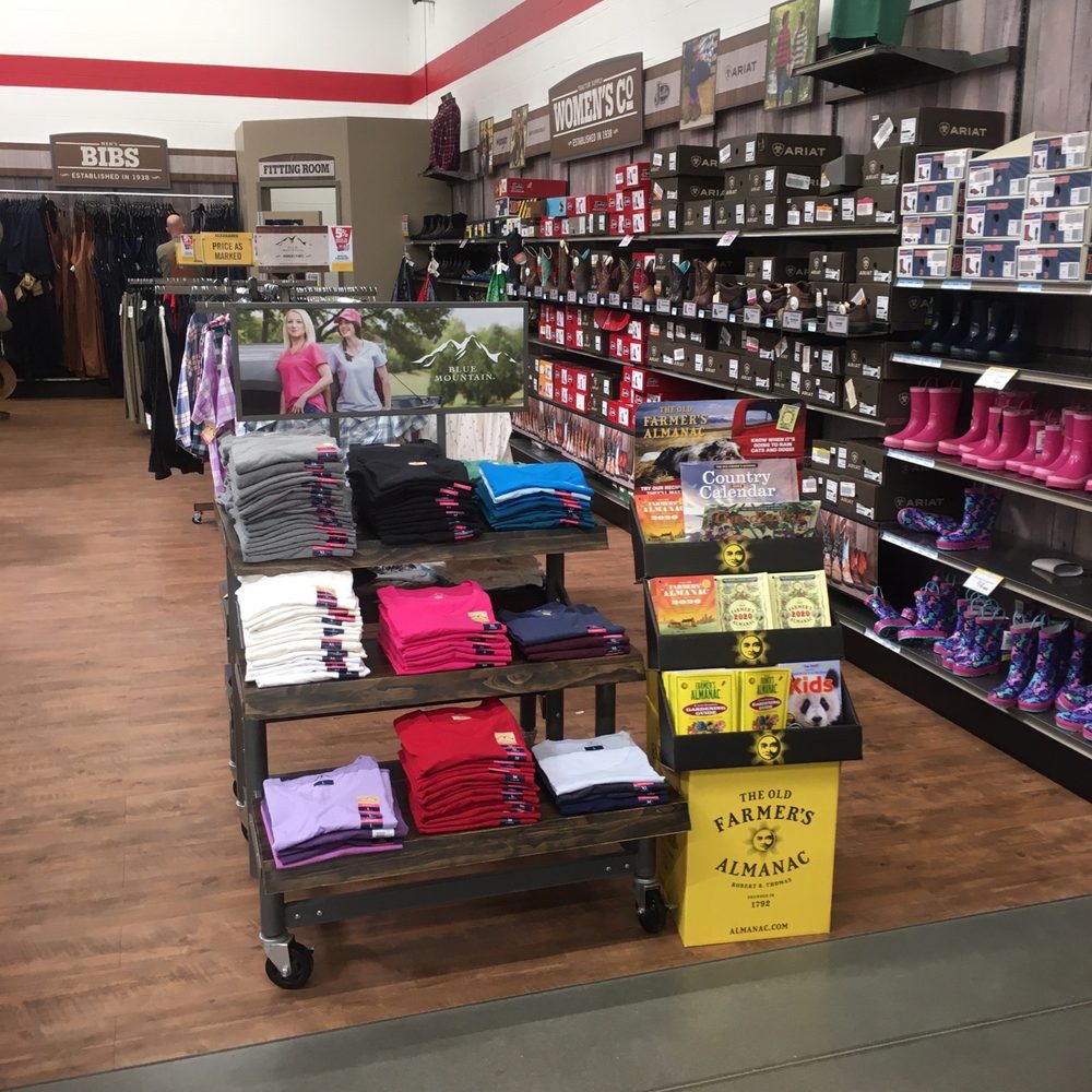 Tractor Supply Company - Clothes - Jasper, Alabama