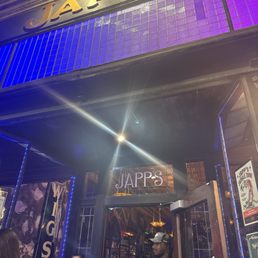 A TRASH ASS BAR A TRASH ASS BAR