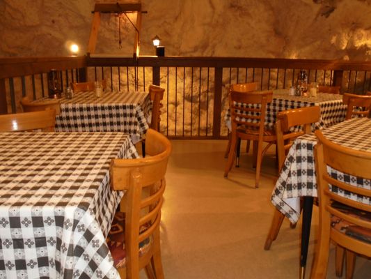 Grand Canyon Caverns Grill by null