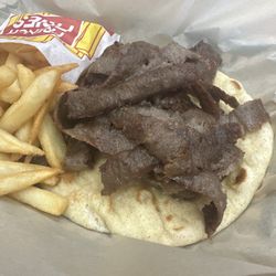 Big Sammy's Hot Dogs - Gyro sampler