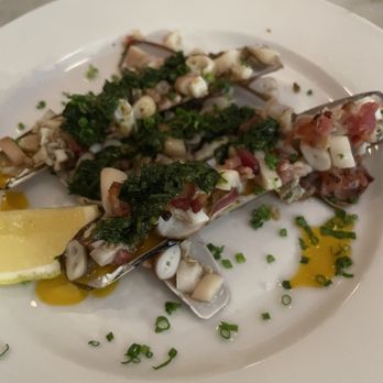Neptune Oyster - Razor Clams - Seafood Near Me - Boston, Massachusetts Neptune Oyster - Razor Clams - Seafood Near Me - Boston, Massachusetts