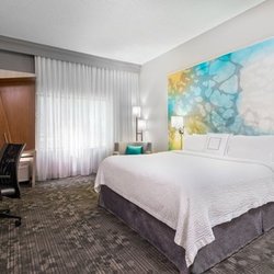 Courtyard by Marriott Lafayette Airport