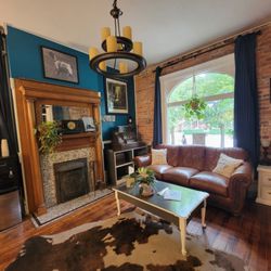 Goodfellow's Tonsorial Parlor