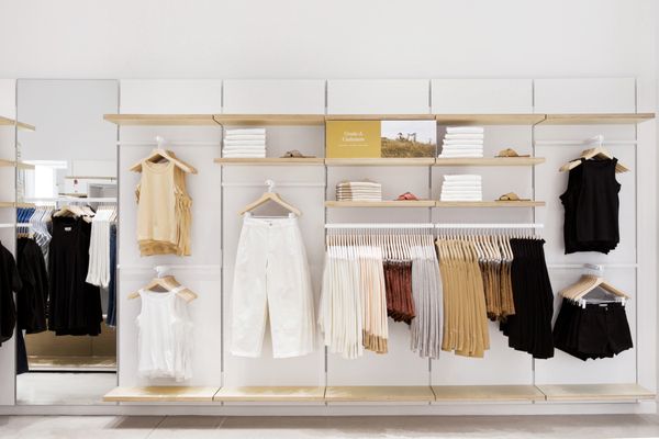 Everlane by null