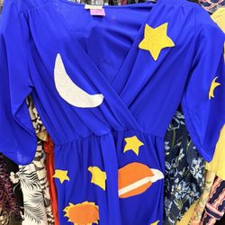Grace Bridge Resale - I got this homemade Mrs. Frizzle costume dress!