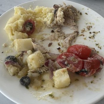 Amex Centurion Lounge - Bland, mediocre food - Lounges Near Me - Atlanta, Georgia
