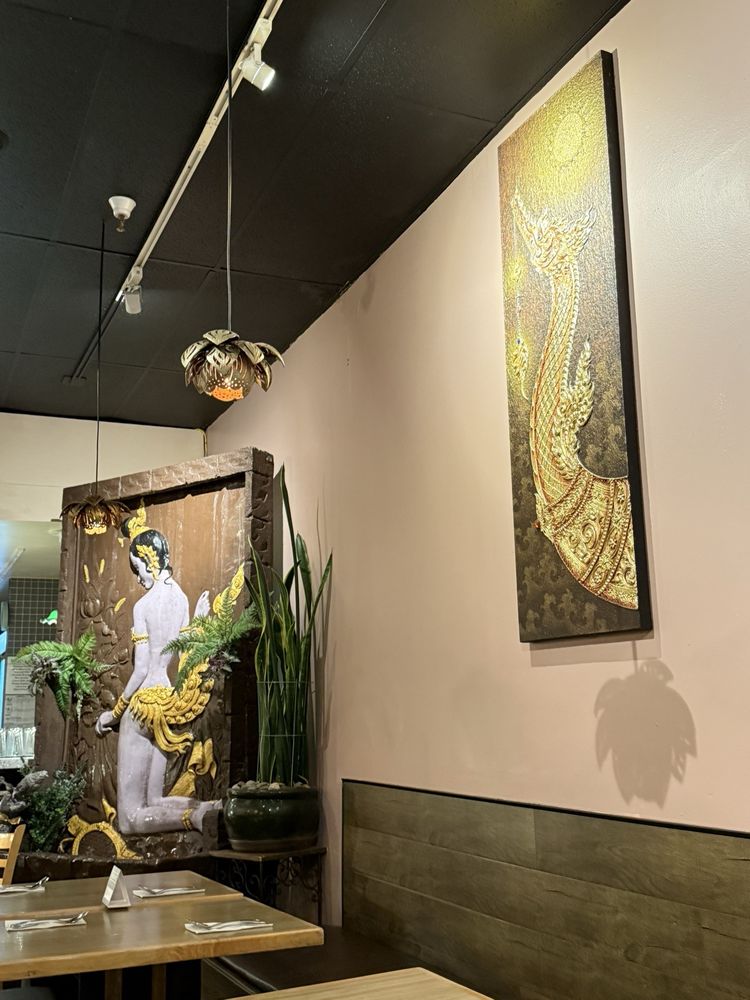 Lemongrass Thai Cuisine