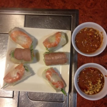 Pho Ever - Gardena - Spring Roll Sampler (house special, shrimp, chicken) - we substituted an extra shrimp vs. chicken - Vietnamese Near Me - Gardena, California