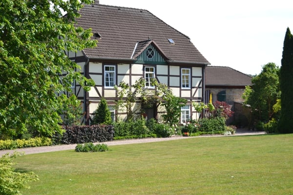 Schloss Hämelschenburg by null