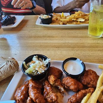 Applebee's Grill + Bar - Boneless - American Near Me - Napa, California Applebee's Grill + Bar - Boneless - American Near Me - Napa, California