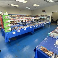 Holsum Bakery Outlet Store
