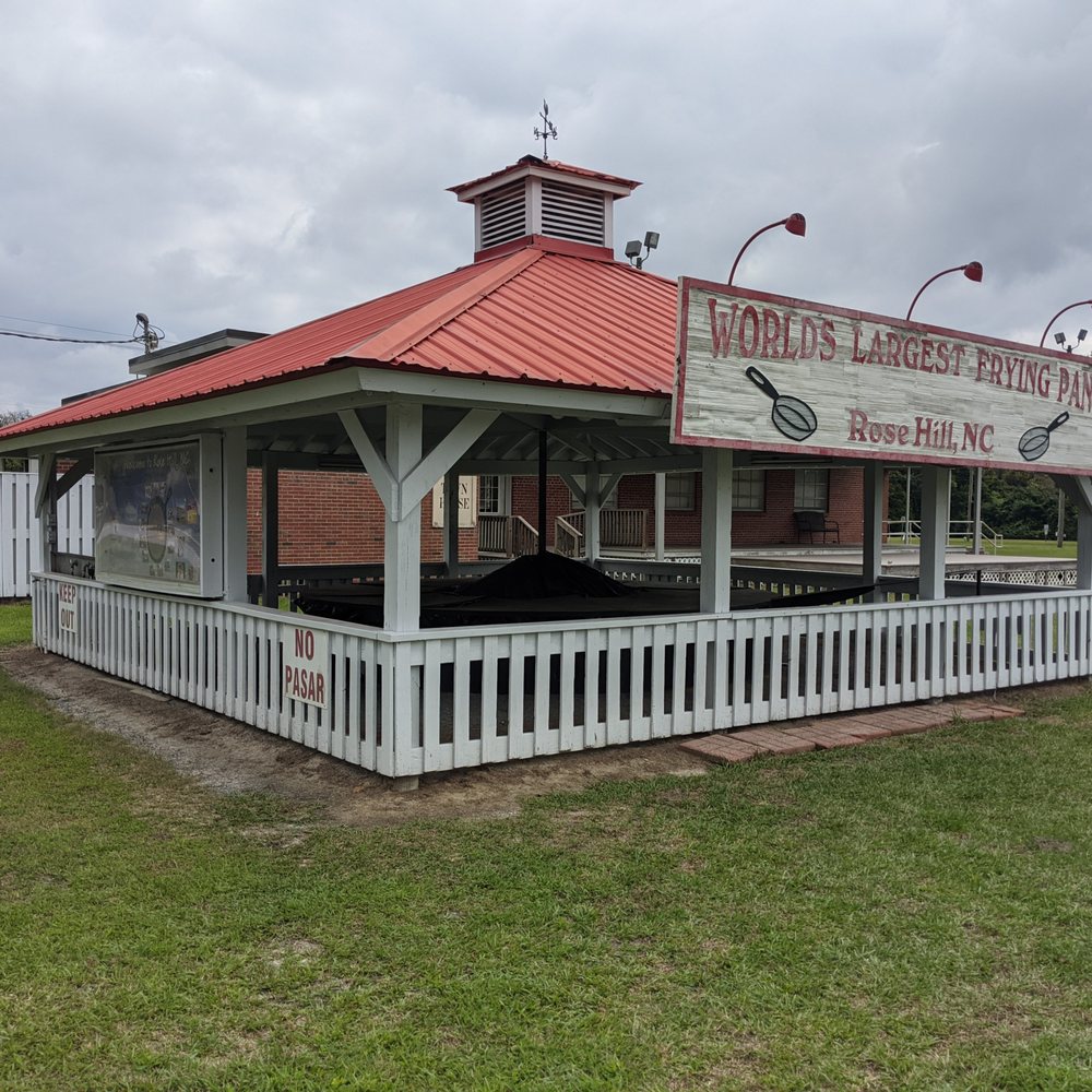 World's Largest Frying Pan - World's Largest Frying Pan, Rose Hill NC - Landmarks & Historical Buildings Near Me - Wallace, North Carolina