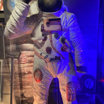 All Chocolate Kitchen - Chocolate astronaut - Desserts Near Me - Geneva, Illinois All Chocolate Kitchen - Chocolate astronaut - Desserts Near Me - Geneva, Illinois