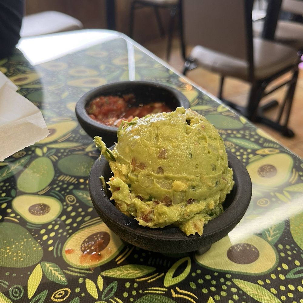 Órale - Guac appetizer - Mexican Near Me - Sylvan Lake, Michigan Órale - Guac appetizer - Mexican Near Me - Sylvan Lake, Michigan