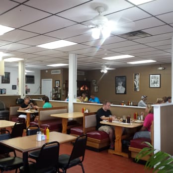 Tiffany's Kitchen - Quiet, little, Southern restaurant. - American Near Me - Lithia Springs, Georgia Tiffany's Kitchen - Quiet, little, Southern restaurant. - American Near Me - Lithia Springs, Georgia