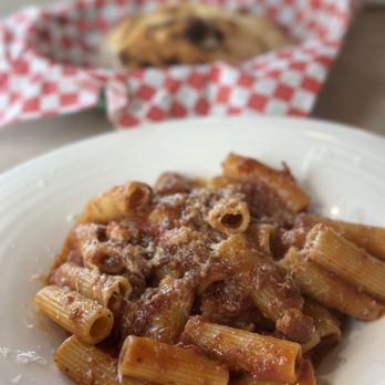 Pizza di Roma - Rigatoni Amatriciana - Pizza Near Me - Austin, Texas Pizza di Roma - Rigatoni Amatriciana - Pizza Near Me - Austin, Texas
