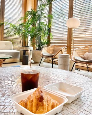 Hotel June West LA by null