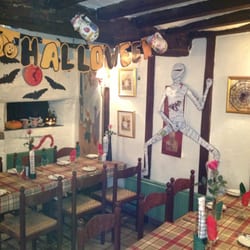 Valentinos - Halloween