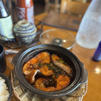Com Ga Ninh Kieu - Sizzling Pot with Fish (Ca Kho To) - Vietnamese Near Me - Hollywood, Florida Com Ga Ninh Kieu - Sizzling Pot with Fish (Ca Kho To) - Vietnamese Near Me - Hollywood, Florida