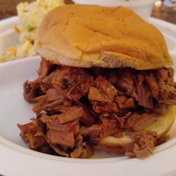 Full Belly BBQ - Brisket Sandwich