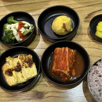 De Chou - Some banchan - Korean Near Me - Scarborough, Ontario De Chou - Some banchan - Korean Near Me - Scarborough, Ontario
