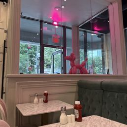 Rocking diner on Simcoe highly recommended Rocking diner on Simcoe highly recommended