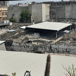 Librería Porrúa - Aztec Ruins