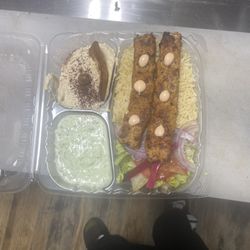 Alibaba Takeaway - Halal chicken kabab plate