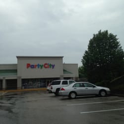 Party City - Party City -- Crossroads Shopping Center: 209 Hartford Avenue / Route 126, Bellingham                Storefront