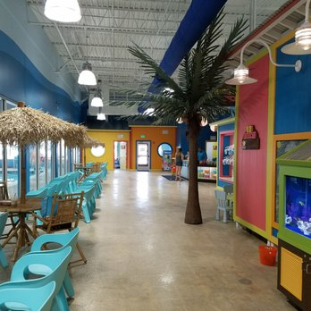 Goldfish Swim School - Parent waiting area - Swimming Lessons/Schools Near Me - Winter Park, Florida Goldfish Swim School - Parent waiting area - Swimming Lessons/Schools Near Me - Winter Park, Florida
