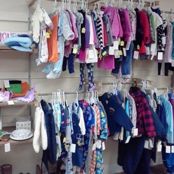 Stratham Community Church Clothes Attic - Children's clothing