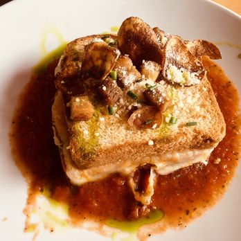 Mythos Restaurant - Fork Knife and Spoon Grilled Cheese and Tomato Soup - New American Near Me - Orlando, Florida Mythos Restaurant - Fork Knife and Spoon Grilled Cheese and Tomato Soup - New American Near Me - Orlando, Florida