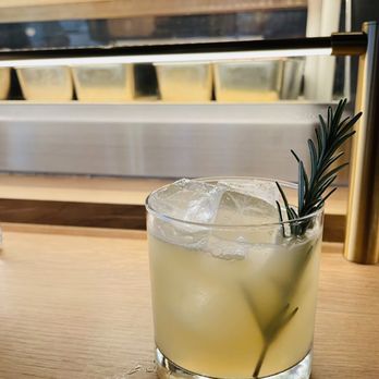 Uchibā Austin - Hachi no hiza - Cocktail Bars Near Me - Austin, Texas