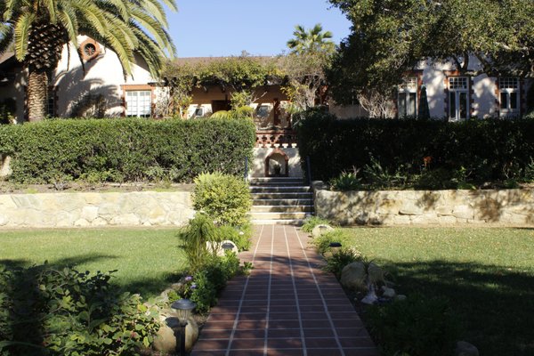 Alexander Gardens by null