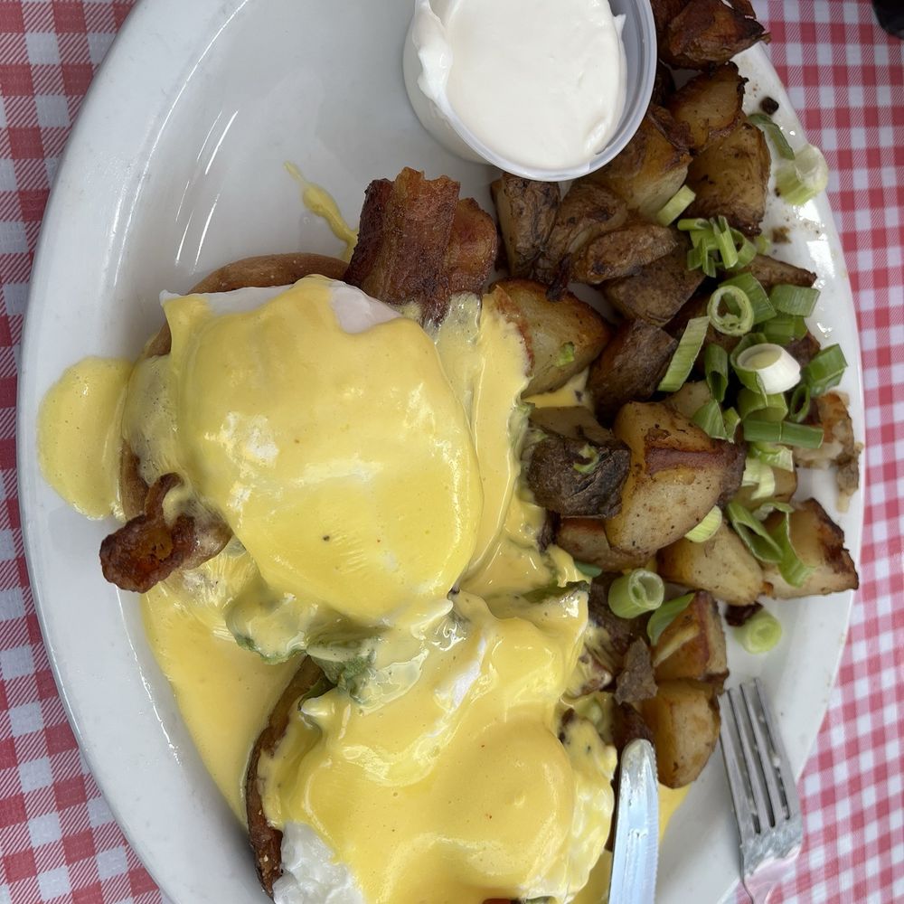 Sax's Joint - California Benedict with home fries - Breakfast & Brunch Near Me - Petaluma, California Sax's Joint - California Benedict with home fries - Breakfast & Brunch Near Me - Petaluma, California