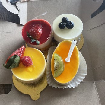 La Petite Bakery - Bakeries Near Me - Denver, Colorado