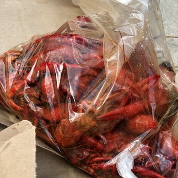 Tres Creole Catering - Crawfish - Caterers Near Me
